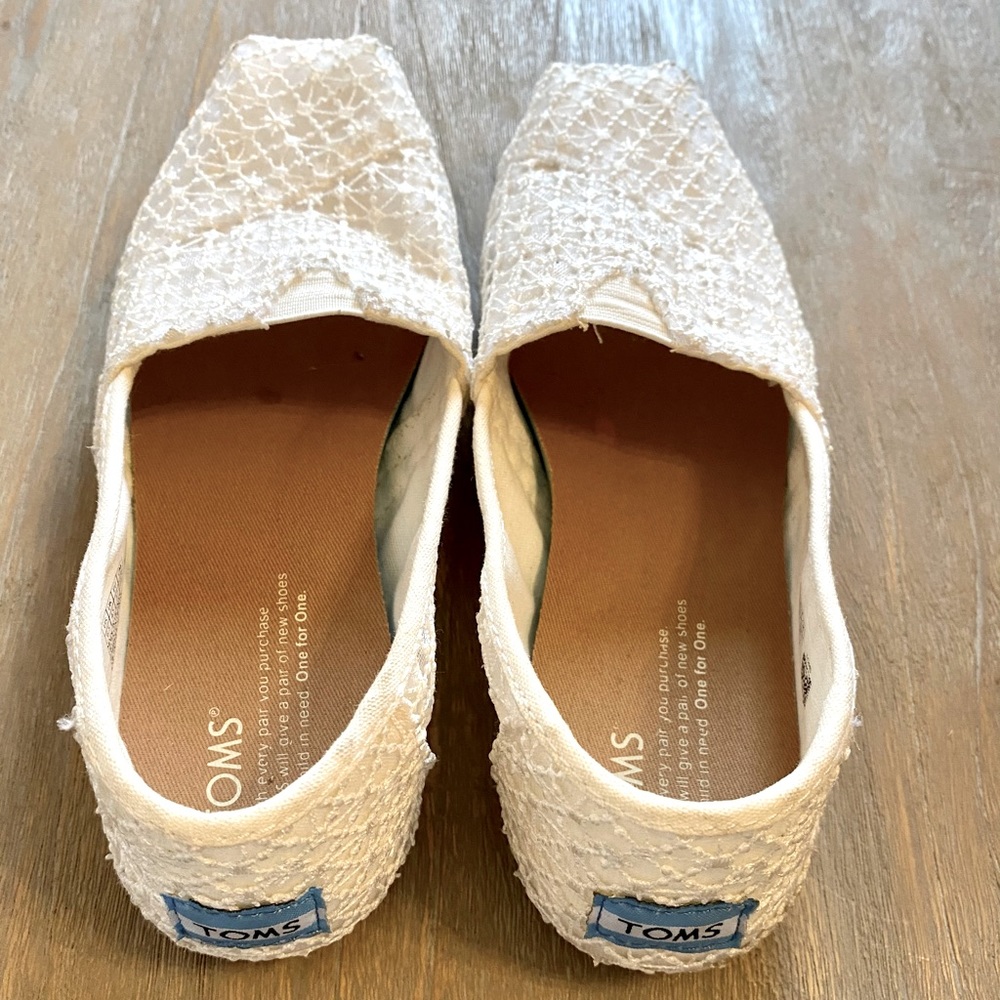 TOMS